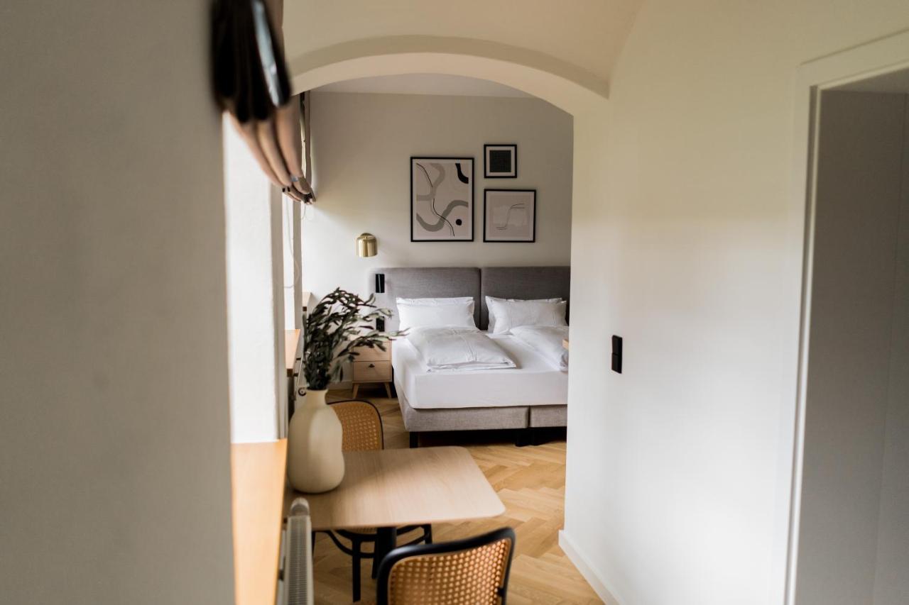 Bob W Peterhof Aparthotel Freising Exteriör bild