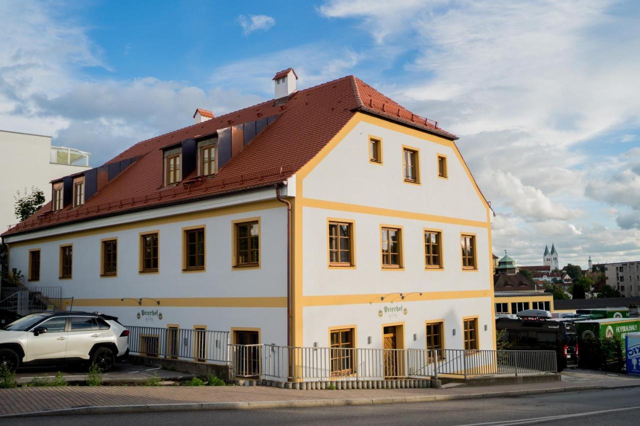 Bob W Peterhof Aparthotel Freising Exteriör bild